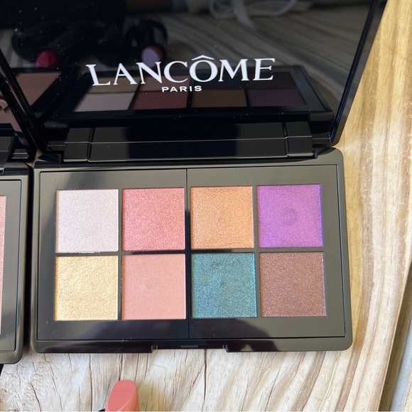 Lancome eyeshadow and blush palettes with 2 lipsticks - Picture 5 of 7